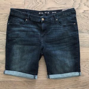 Ava and Viv Bermuda Shorts